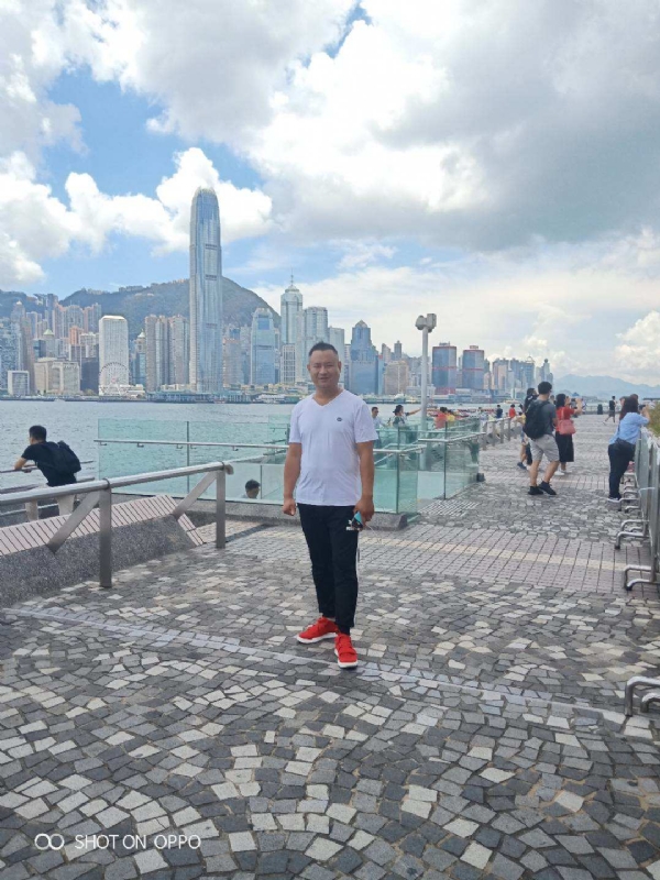 綠茶的第一张照片--太原相亲服务中心