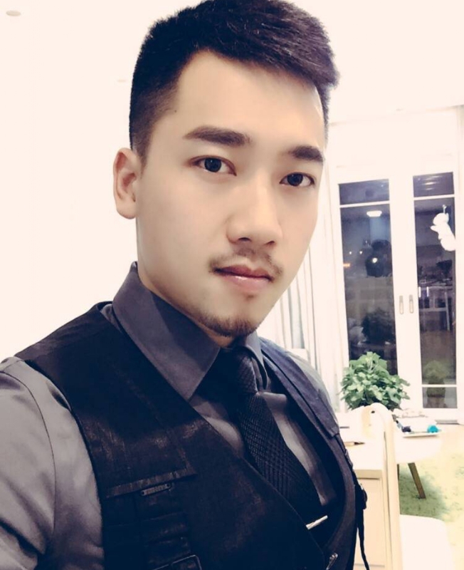 风的季节的第一张照片--太原相亲服务中心