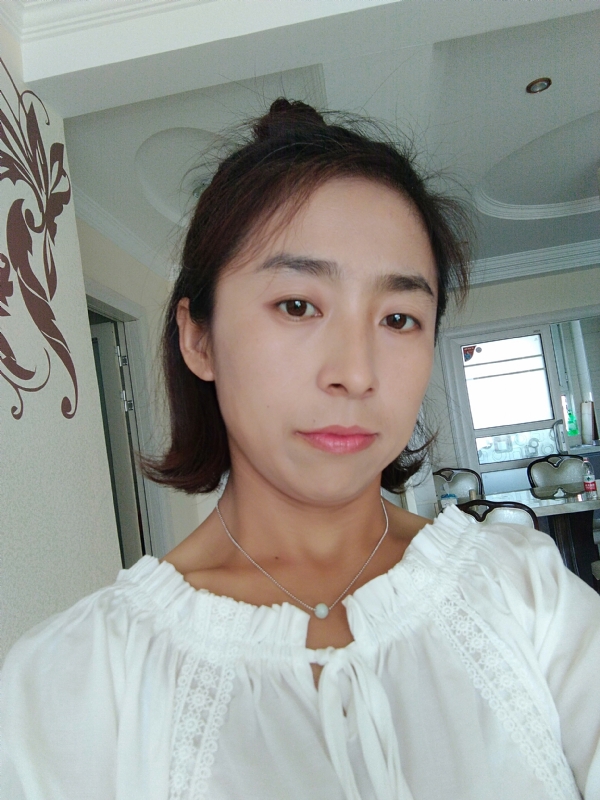 柠檬的第一张照片--太原相亲服务中心