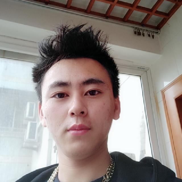 年年的第一张照片--太原相亲服务中心