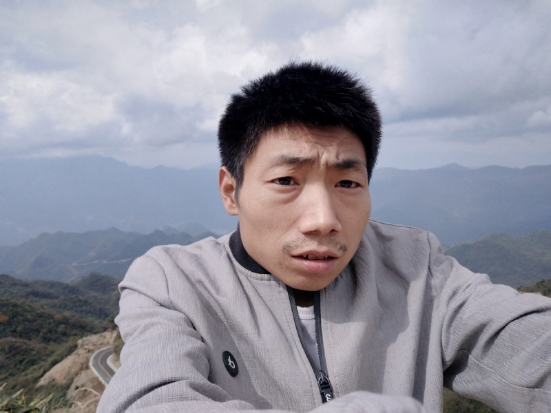 向后半生奋斗的第一张照片--太原相亲服务中心