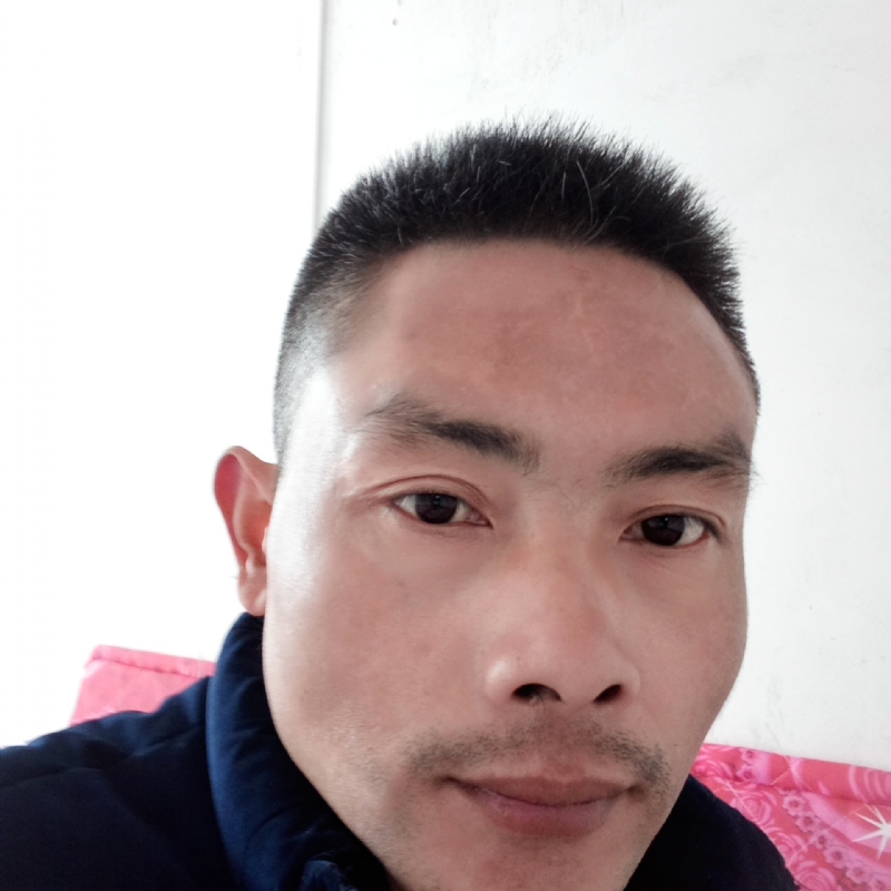 栋栋的第一张照片--太原相亲服务中心