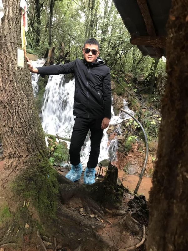 譕忄的第一张照片--太原相亲服务中心