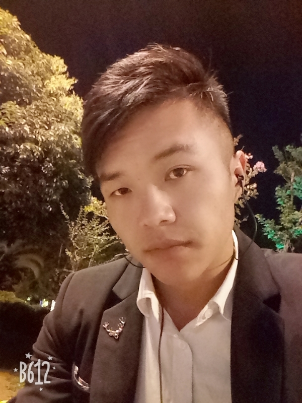 只求一陪伴的第一张照片--太原相亲服务中心