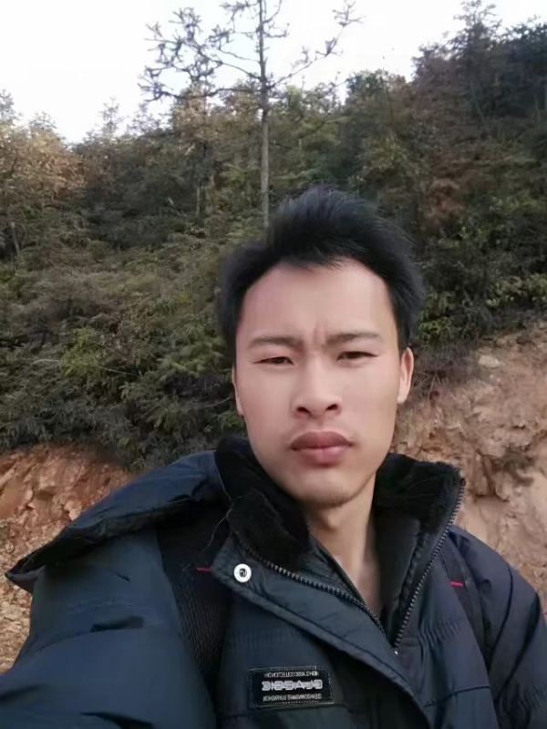 高富帅的第一张照片--太原相亲服务中心