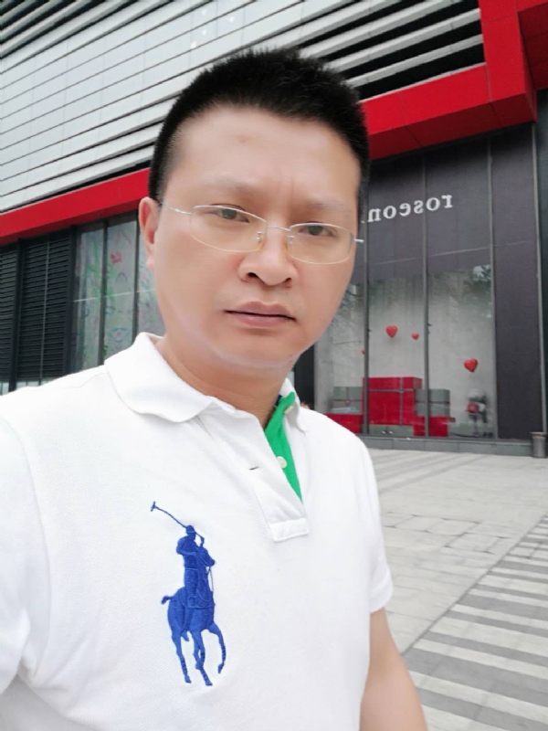 硬汉的第一张照片--太原相亲服务中心