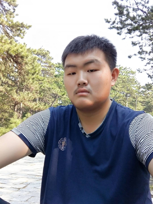 单身小伙的第一张照片--太原相亲服务中心