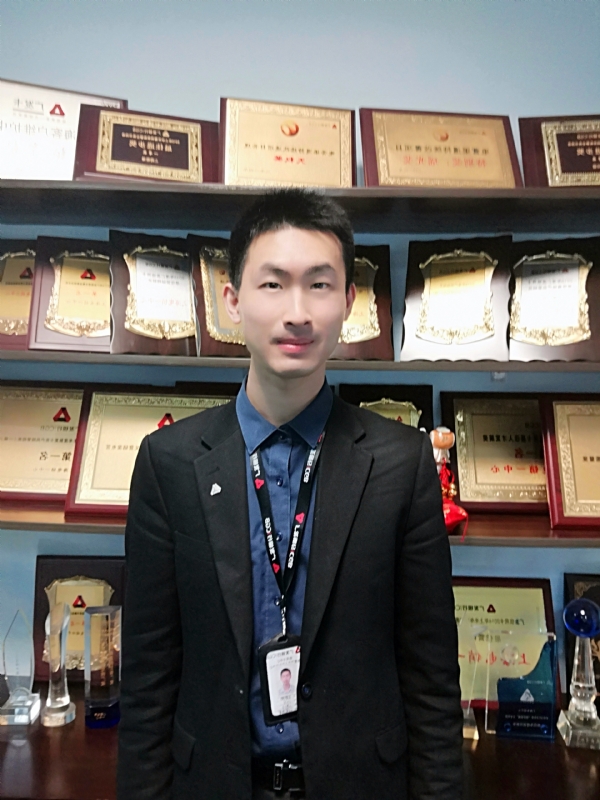 魔都青年的第一张照片--太原相亲服务中心