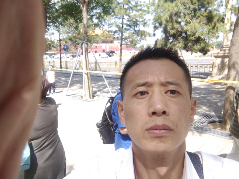 刘红兵的第一张照片--太原相亲服务中心