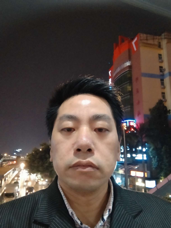 寻找真爱的第一张照片--太原相亲服务中心