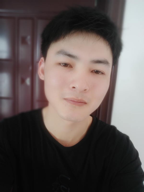 小情绪)っ的第一张照片--太原相亲服务中心