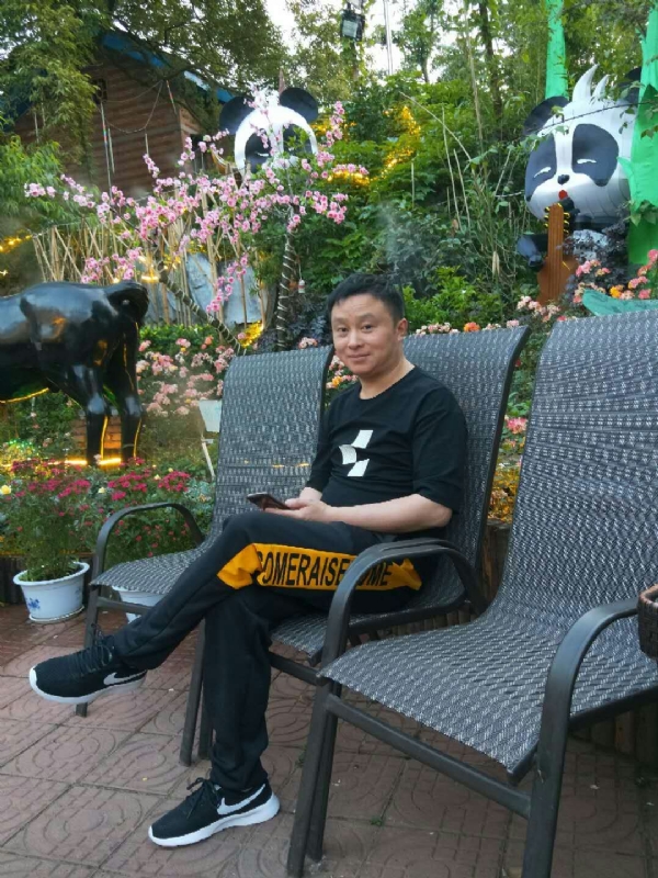 想家的第一张照片--太原相亲服务中心