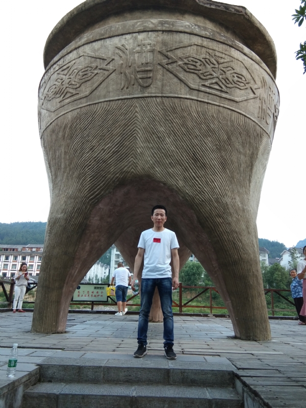 致青春的第一张照片--太原相亲服务中心