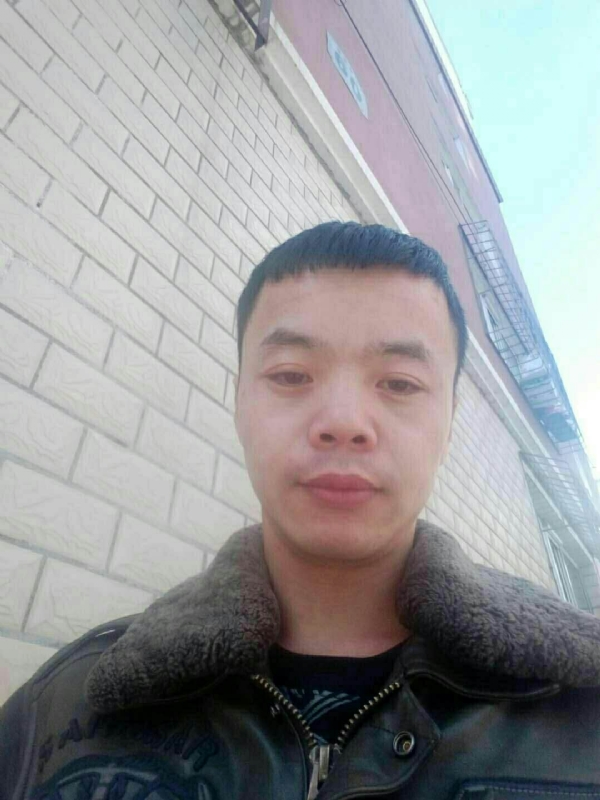 八零逅村民的第二张照片--太原相亲服务中心