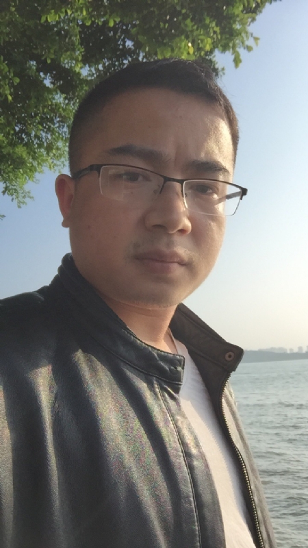 志尧的第一张照片--太原相亲服务中心