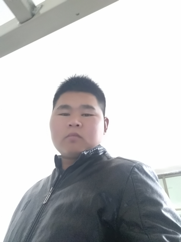 小哥的第一张照片--太原相亲服务中心