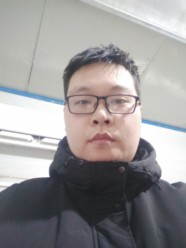 杰杰的第一张照片--太原相亲服务中心