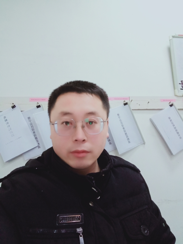 一头猪的第一张照片--太原相亲服务中心