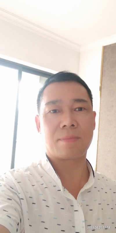 朝望大海的第一张照片--太原相亲服务中心