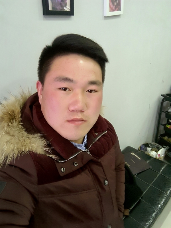 小飞的第一张照片--太原相亲服务中心