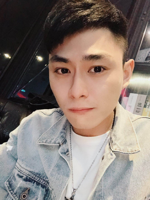 浩浩的第一张照片--太原相亲服务中心