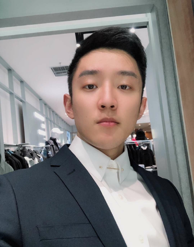 木头人的第一张照片--太原相亲服务中心