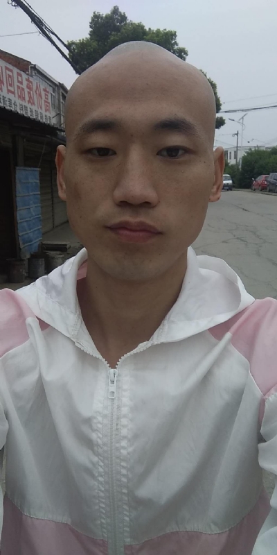 花花公子的第一张照片--太原相亲服务中心