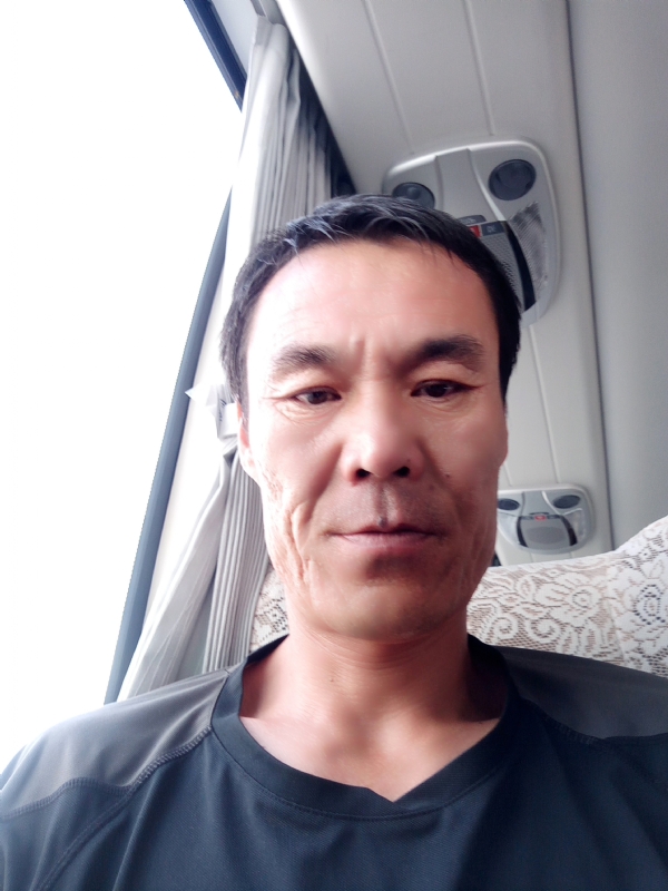 真心诚意的第一张照片--太原相亲服务中心