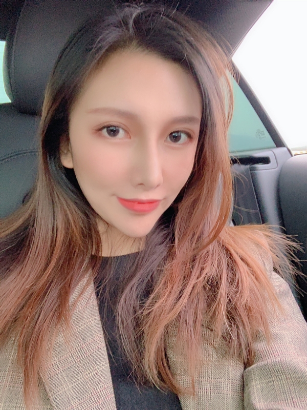 李岚Lancy的第一张照片--太原相亲服务中心