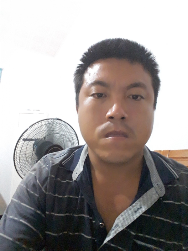 孤独的人的第一张照片--太原相亲服务中心