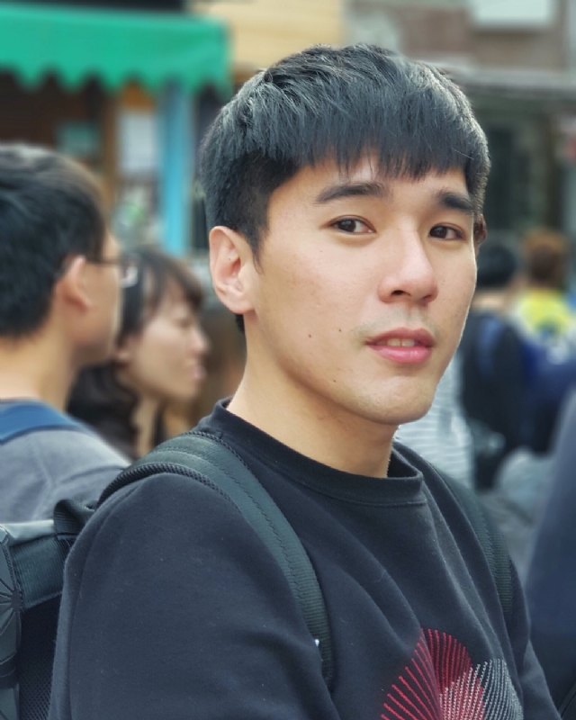 雨中孤独的第一张照片--太原相亲服务中心