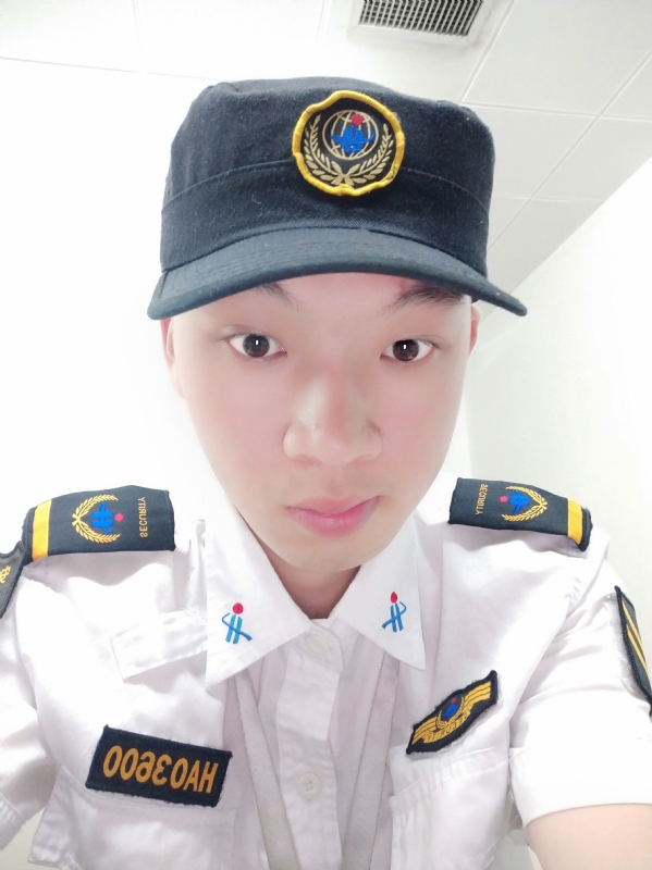 龙龙的第一张照片--太原相亲服务中心