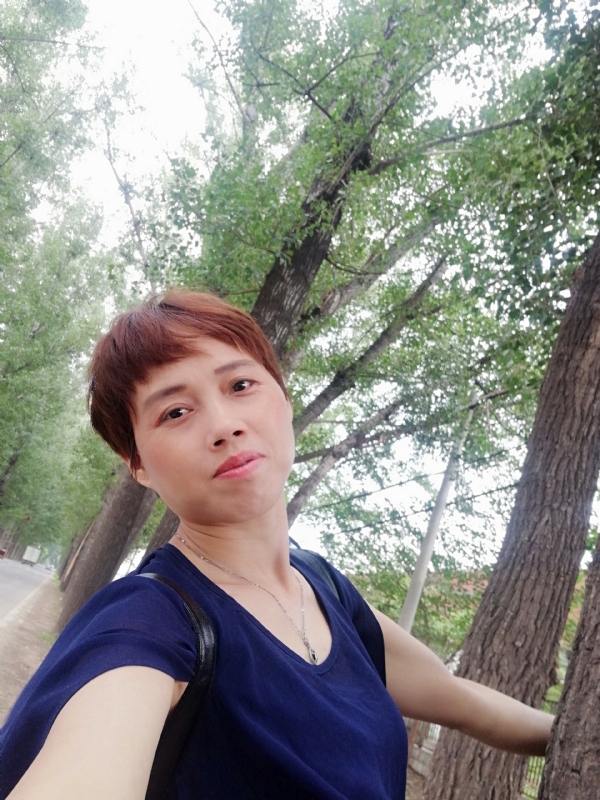 健康快乐女神的第二张照片--太原相亲服务中心