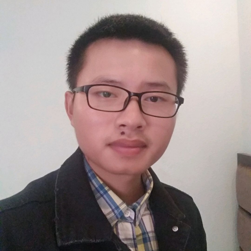 一只独行的猪的第二张照片--太原相亲服务中心