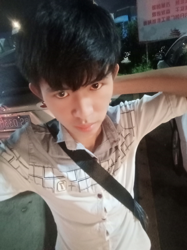 杨哥的第一张照片--太原相亲服务中心