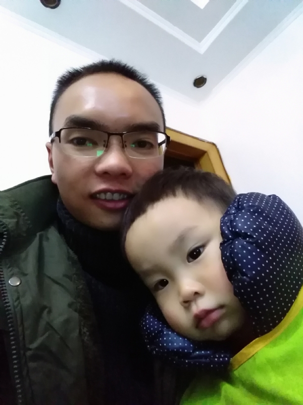 123木头人的第一张照片--太原相亲服务中心