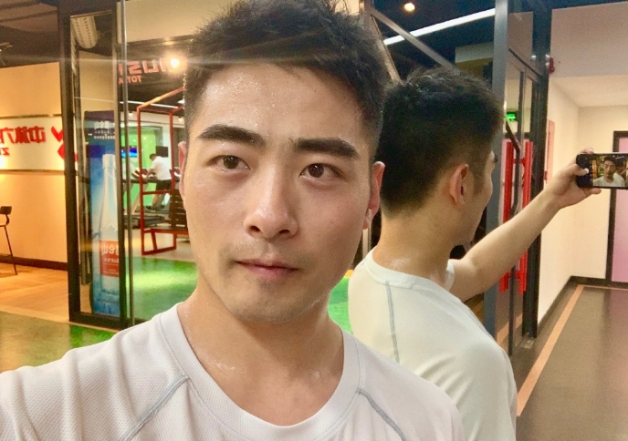 迁就的第一张照片--太原相亲服务中心