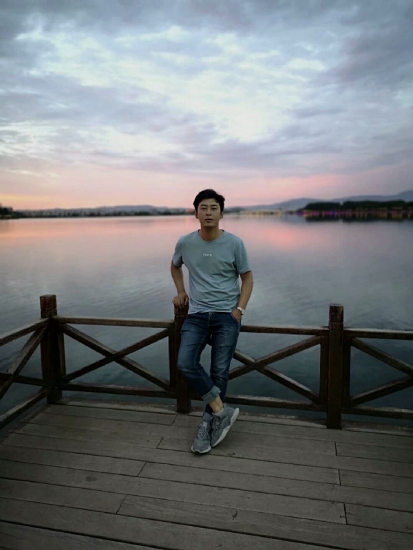 喂南墙我要撞你了的第一张照片--太原相亲服务中心