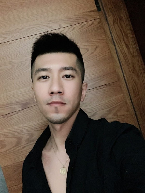 佳佳的第一张照片--太原相亲服务中心