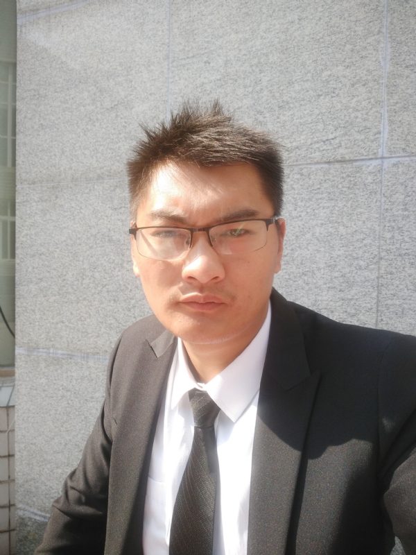 孤独的人的第一张照片--太原相亲服务中心