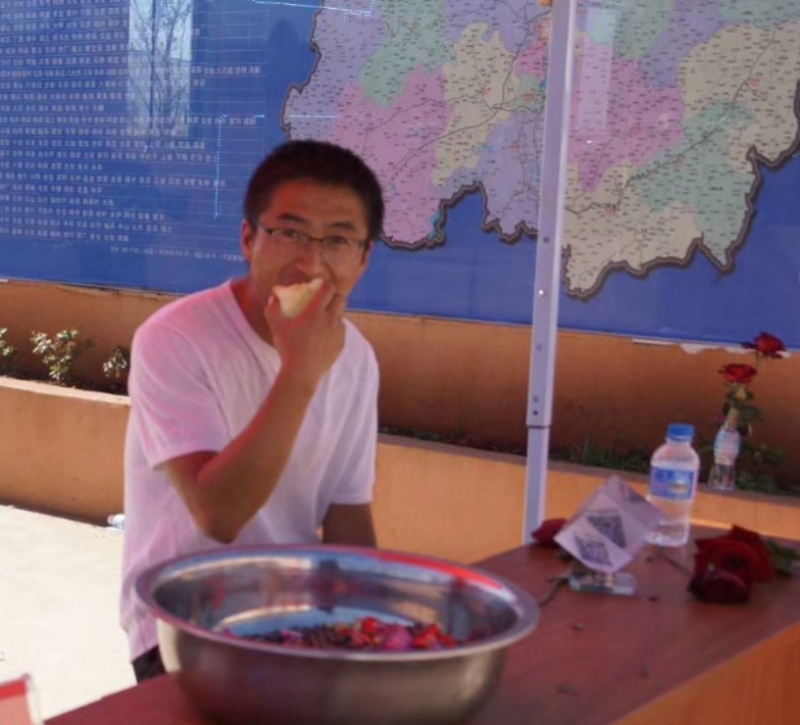 寻水的第一张照片--太原相亲服务中心