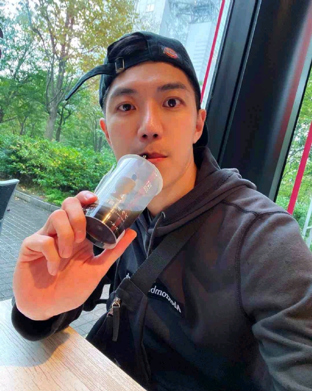 苏天奇的第一张照片--太原相亲服务中心