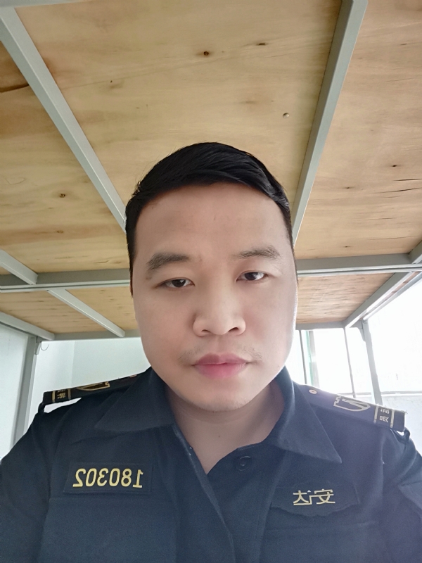 小子的第一张照片--太原相亲服务中心