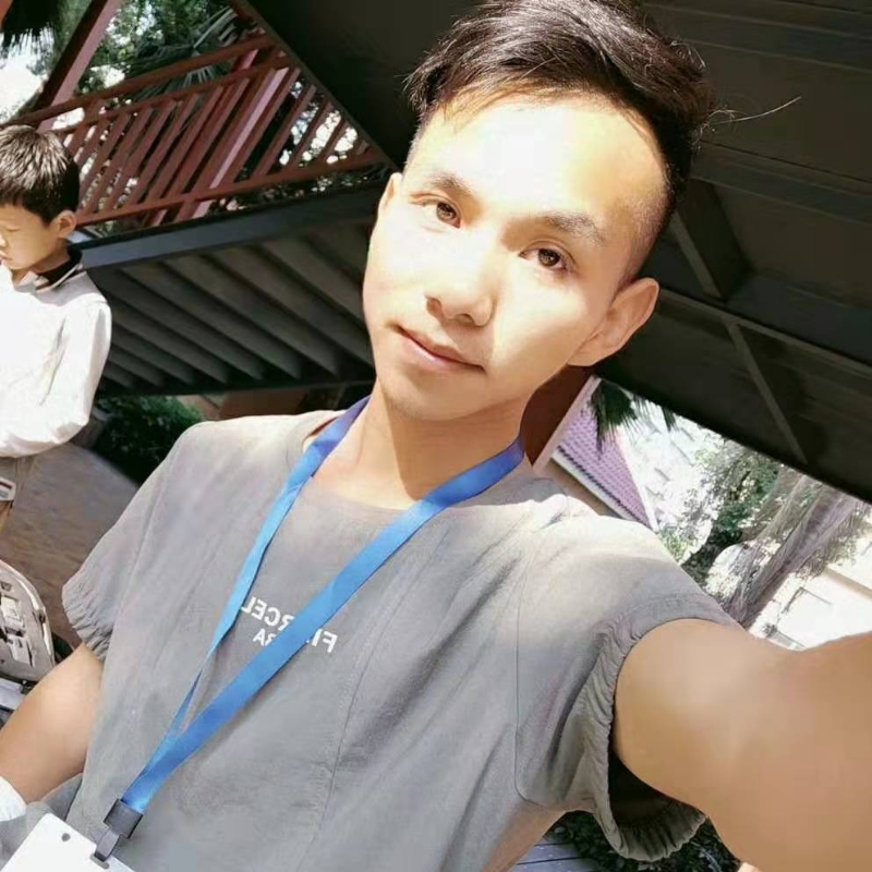 公子你好的第一张照片--太原相亲服务中心