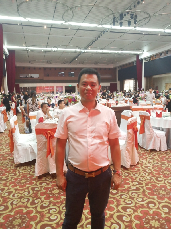 五月酷猪的第一张照片--太原相亲服务中心