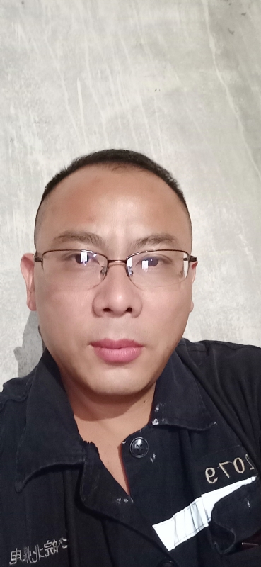 知足常乐的第一张照片--太原相亲服务中心