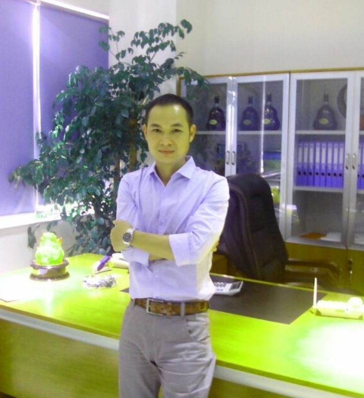 风中劲草的第一张照片--太原相亲服务中心