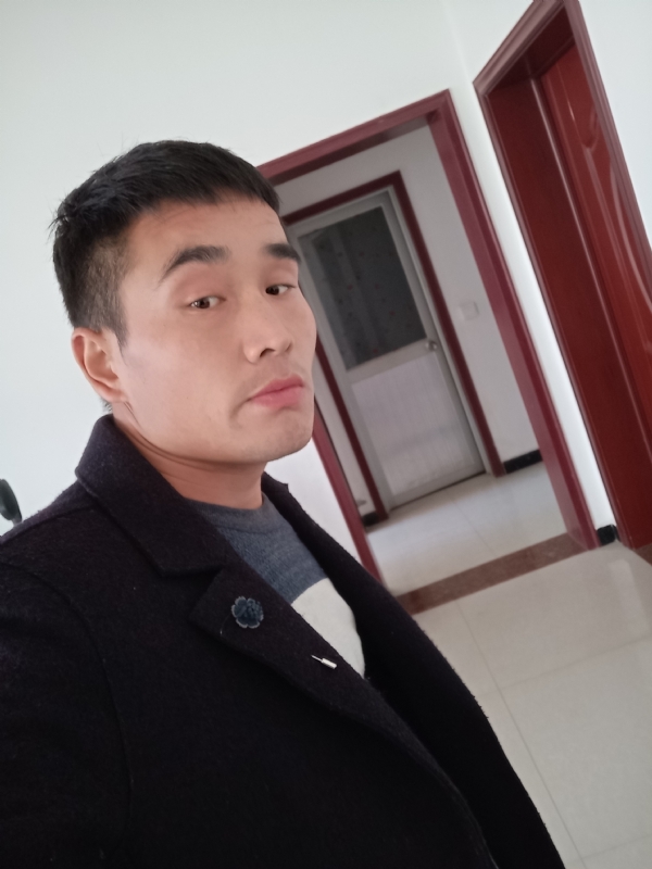 醒醒吧兄弟的第一张照片--太原相亲服务中心