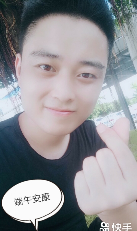 温暖的陈公子的第一张照片--太原相亲服务中心