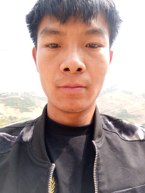 唐伟的第一张照片--太原相亲服务中心